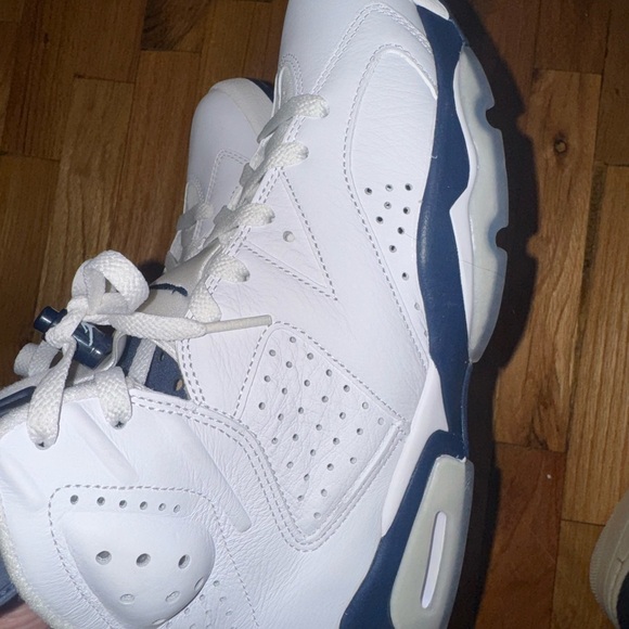 Jordan retro 6 (Mens) - Picture 8 of 9